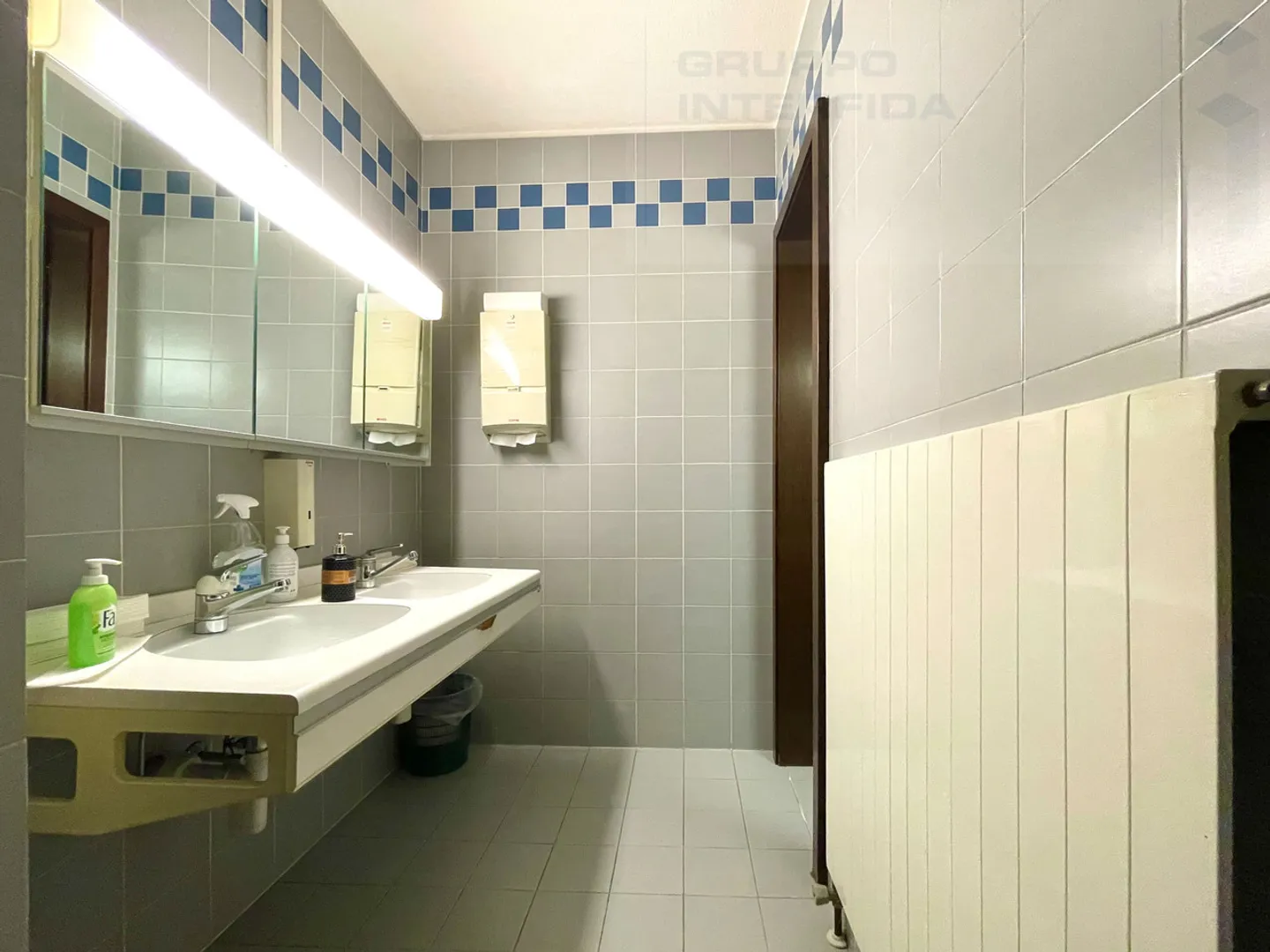 Große Bürofläche - Foto 8 von 8