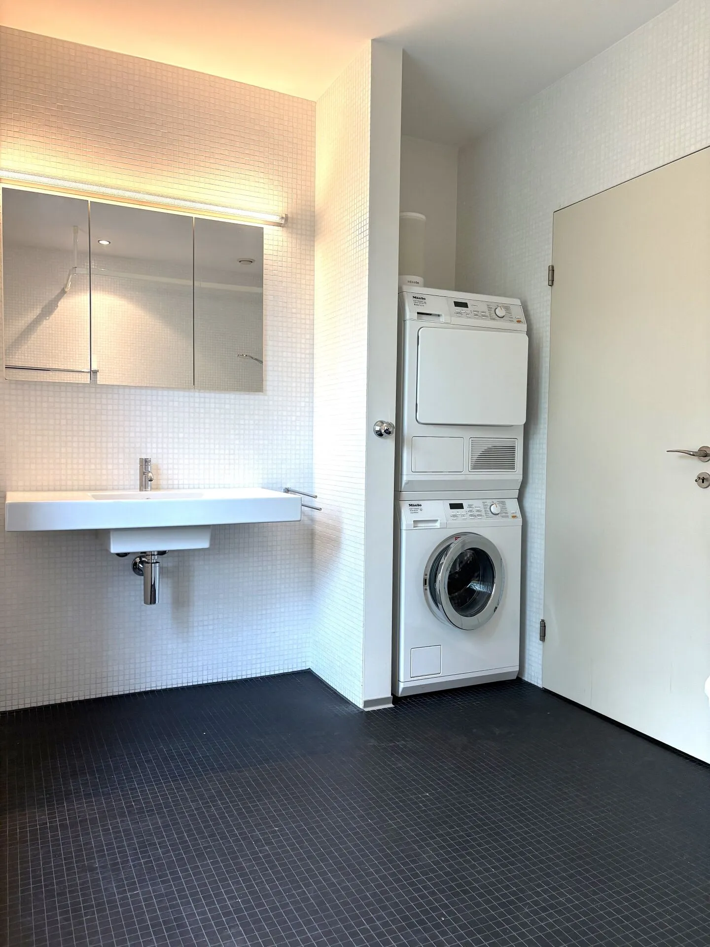 La tua nuova oasi di benessere a Riehen - Foto 11 di 17