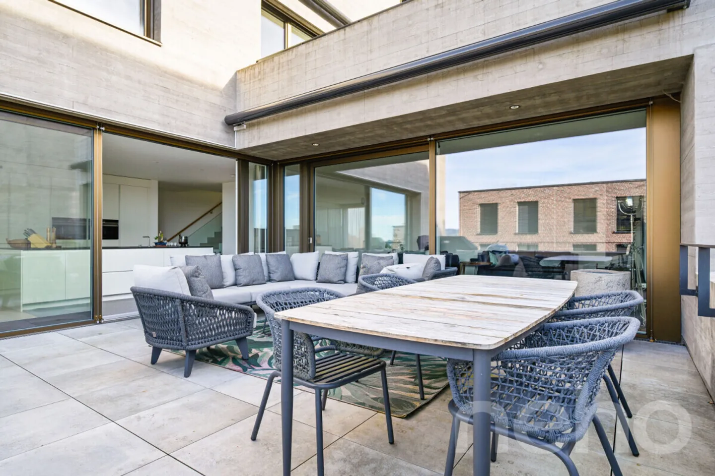 Exclusive Residence in St. Gallen - Modern Living with Panoramic Views - Photo 5 of 12