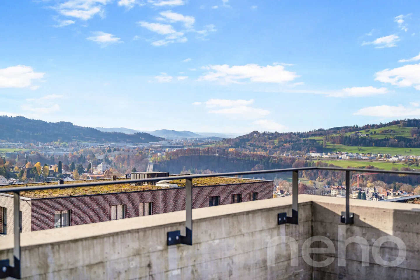 Exclusive Residence in St. Gallen - Modern Living with Panoramic Views - Photo 10 of 12