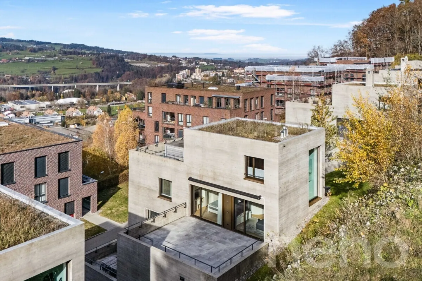 Exclusive Residence in St. Gallen - Modern Living with Panoramic Views - Photo 2 of 12