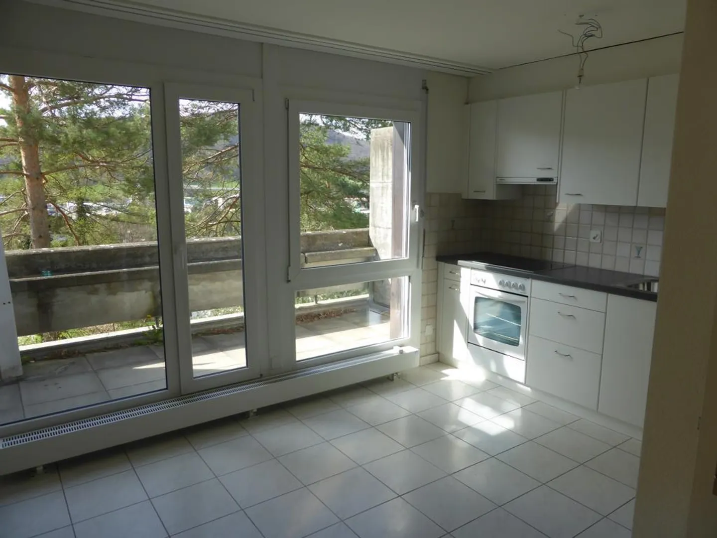 Appartement 3,5 pièces avec belle vue au Sonnenhügel à louer - Photo 5 sur 10