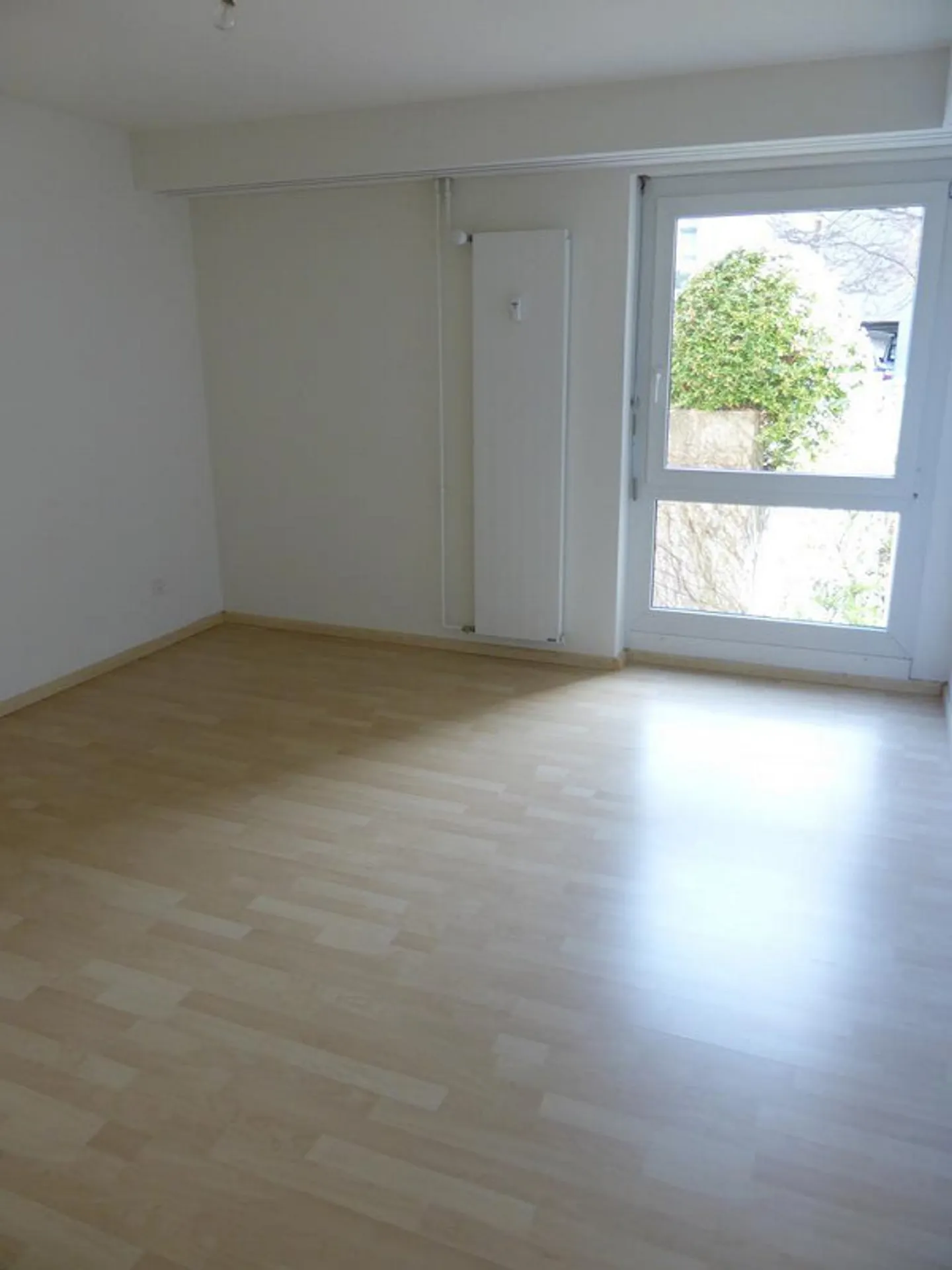 Appartement 3,5 pièces avec belle vue au Sonnenhügel à louer - Photo 8 sur 10