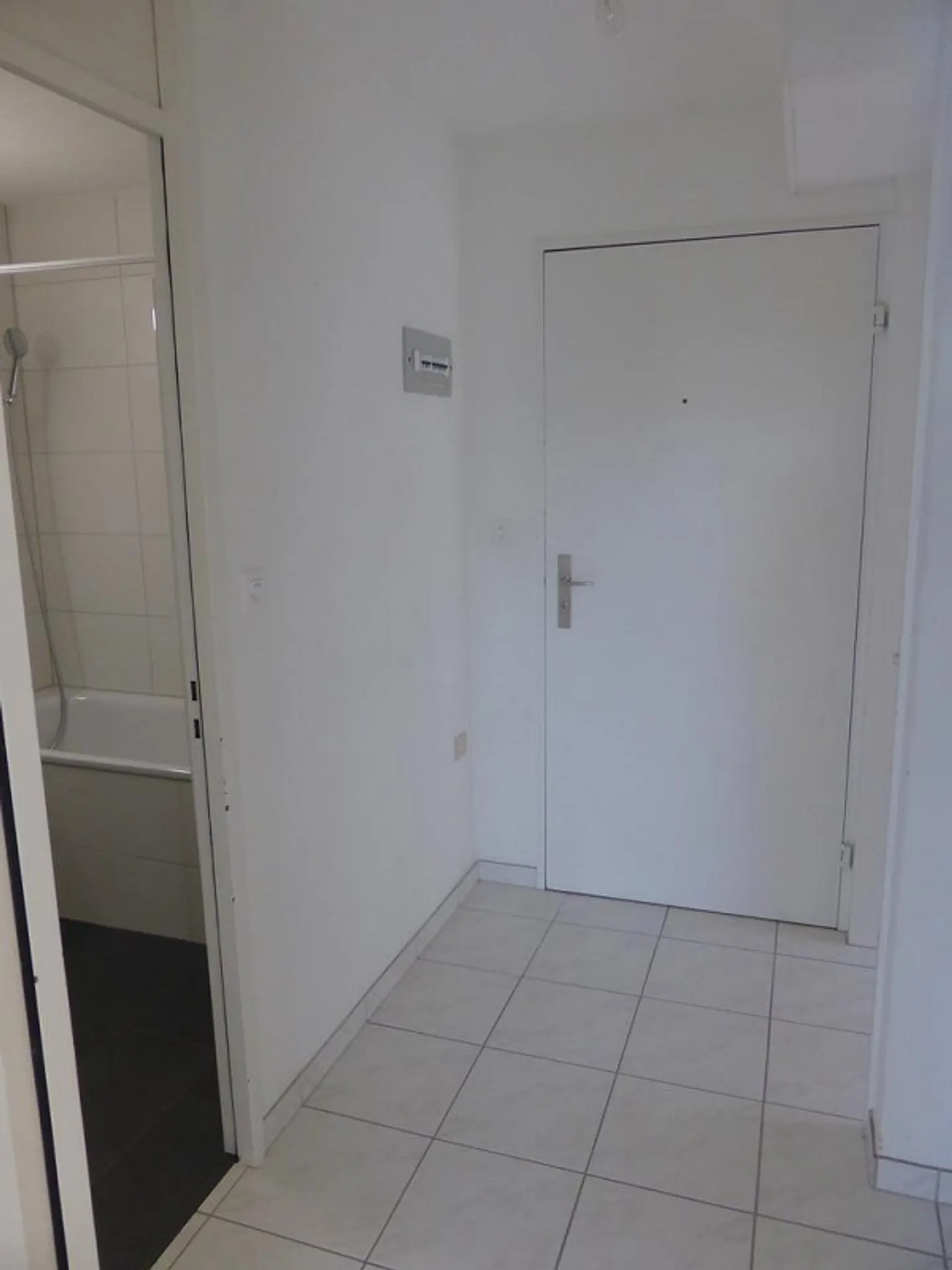 Appartement 3,5 pièces avec belle vue au Sonnenhügel à louer - Photo 9 sur 10