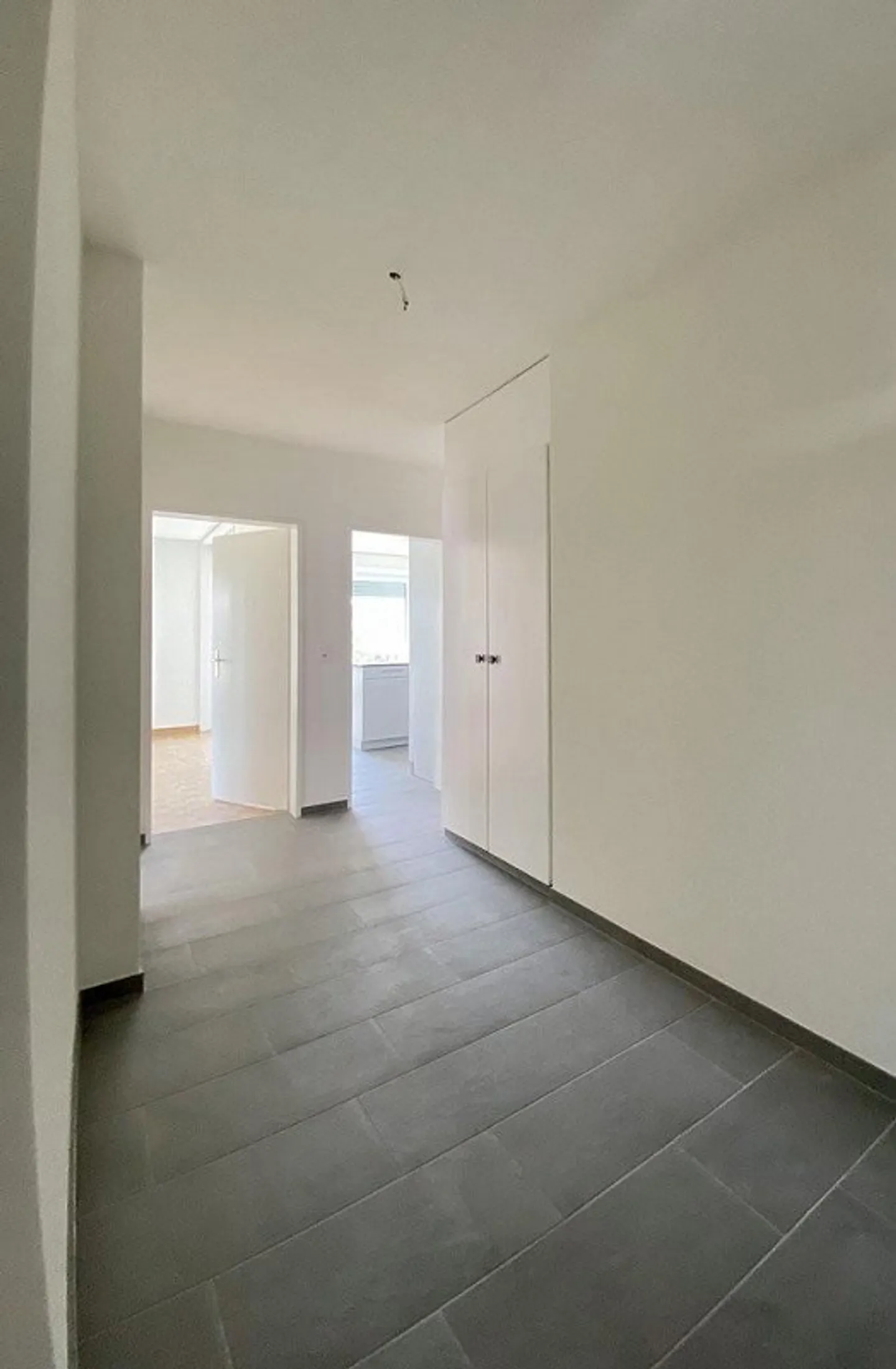 Cozy 4.5-room apartment in beautiful Birsfelden - Photo 9 of 10