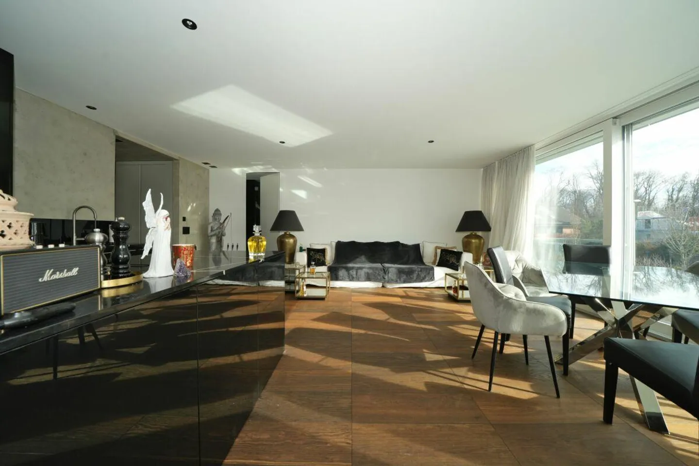 Hochwertige Wohnung an bester Lage mit separatem Büro - Photo 4 of 10