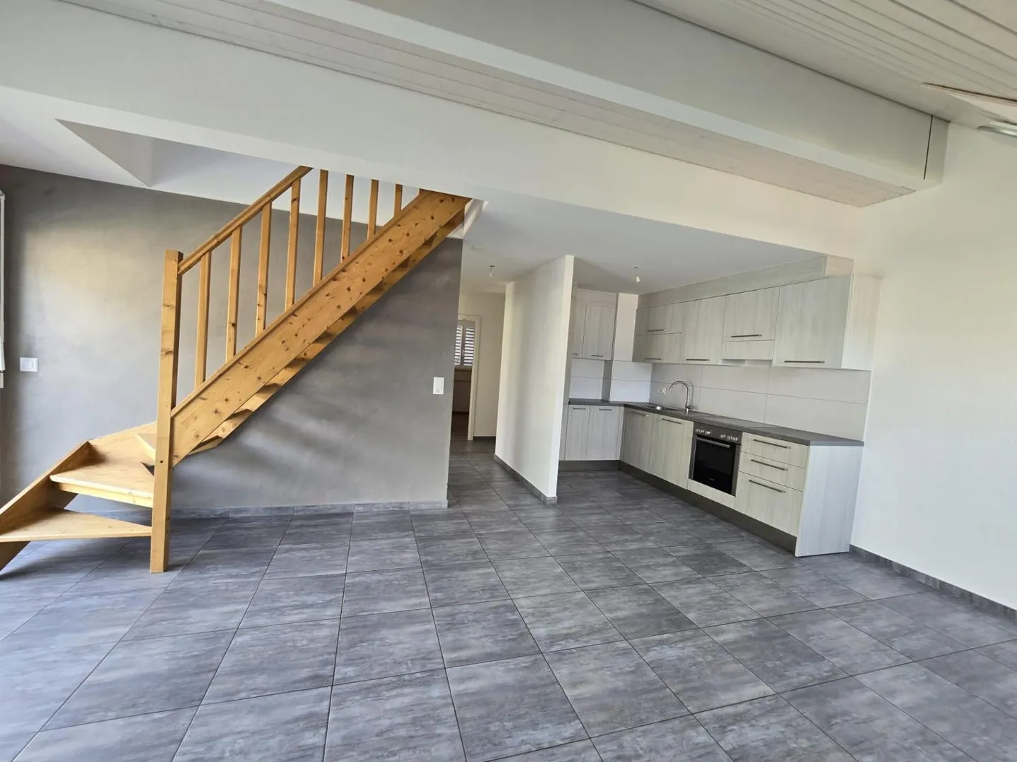 3.5 ROOM apartment on the top floor duplex - Photo 7 of 13