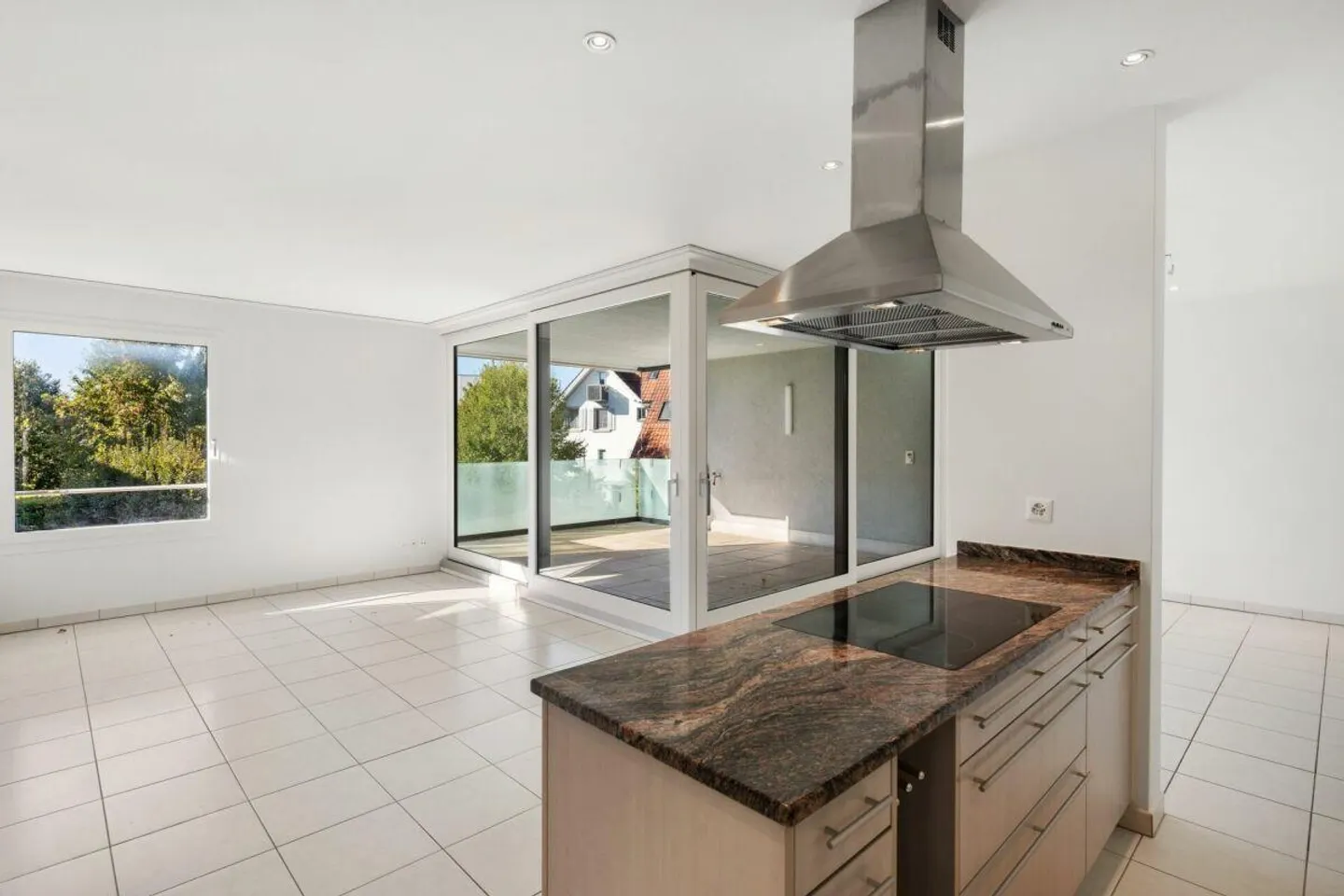 Zentrale Wohnung in Uster - Foto 3 von 17