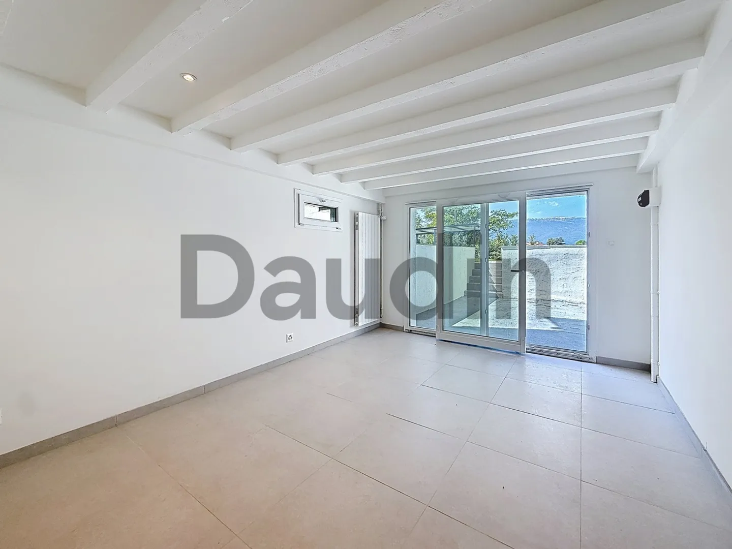 Renovated Family Home in Vernier - Photo 9 of 11