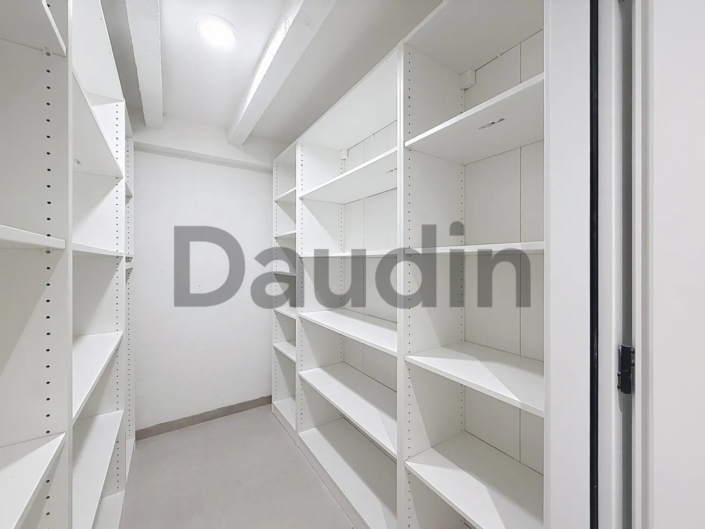 Renovated Family Home in Vernier - Photo 10 of 11