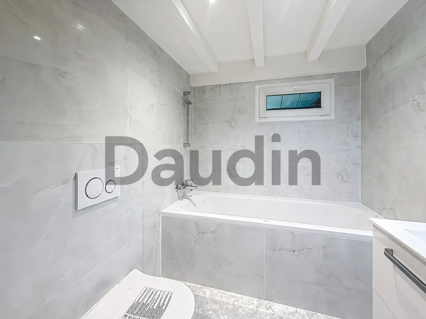 Renovated Family Home in Vernier - Photo 11 of 11