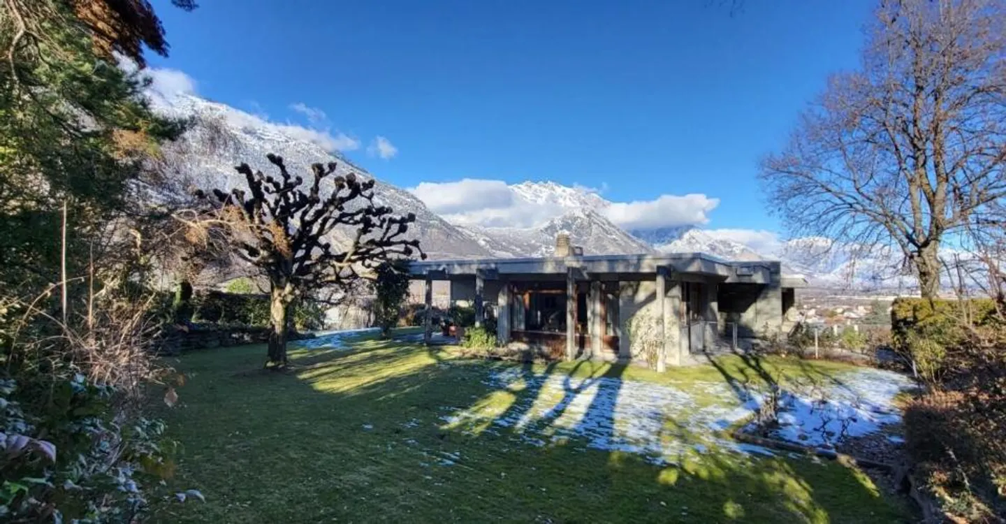 Villa Spaziosa in Zona Tranquilla - Foto 2 di 13