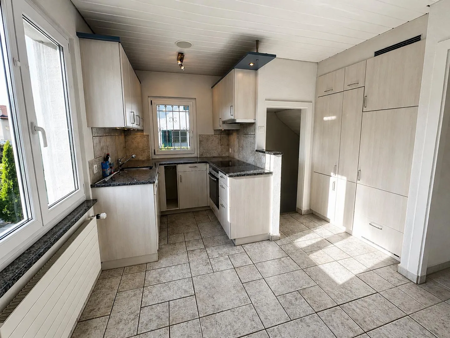 Charming Single-Family Home with Dream Garden in Quiet Residential Area - Photo 7 of 9