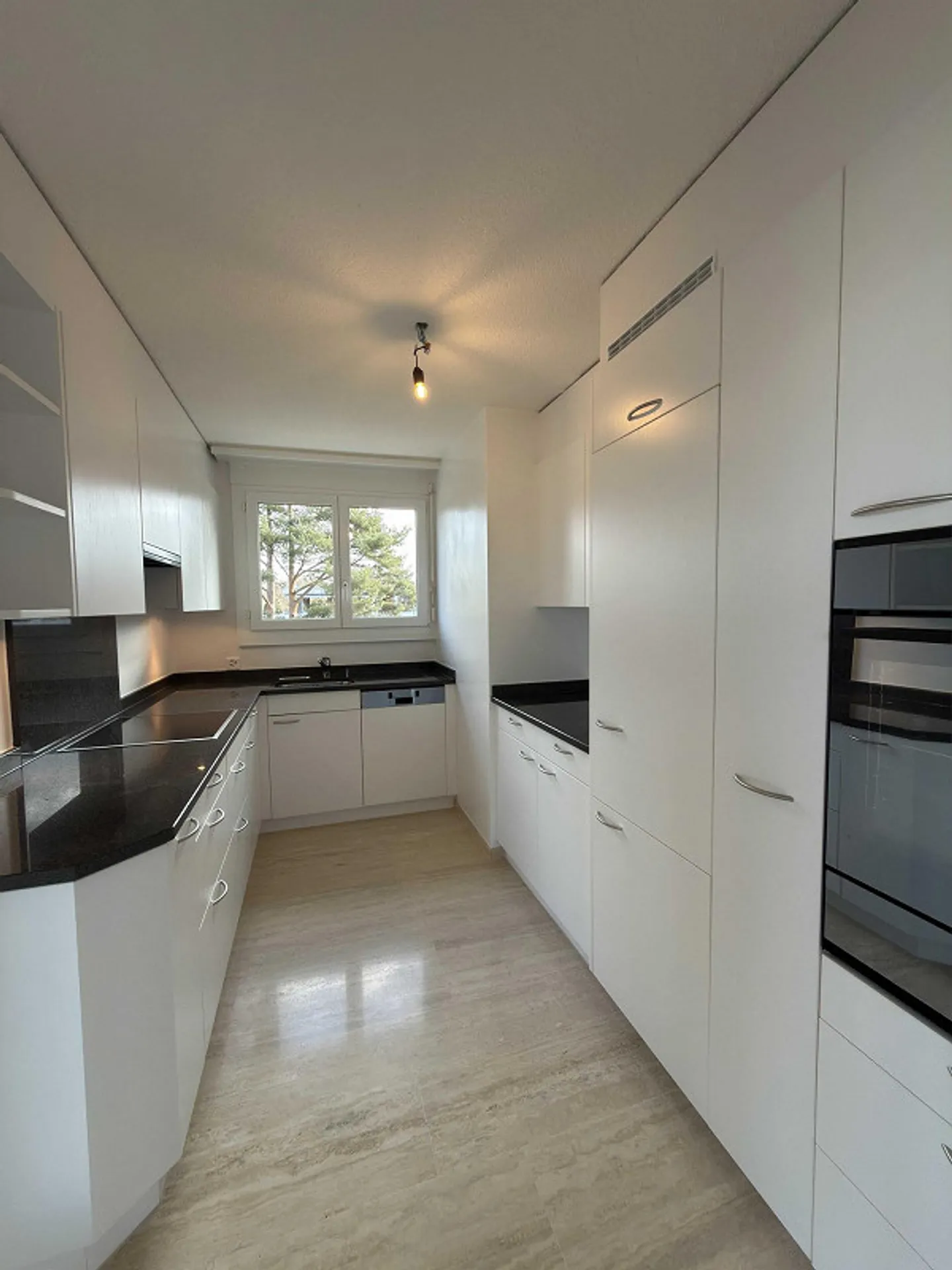 3.5 Room Apartment in Dübendorf - Photo 4 of 13