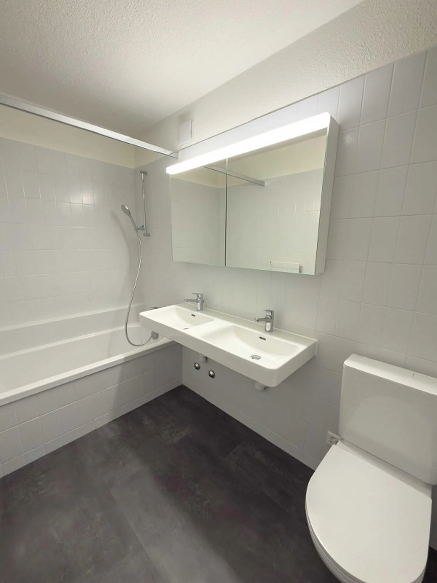 3.5 Room Apartment in Dübendorf - Photo 10 of 13