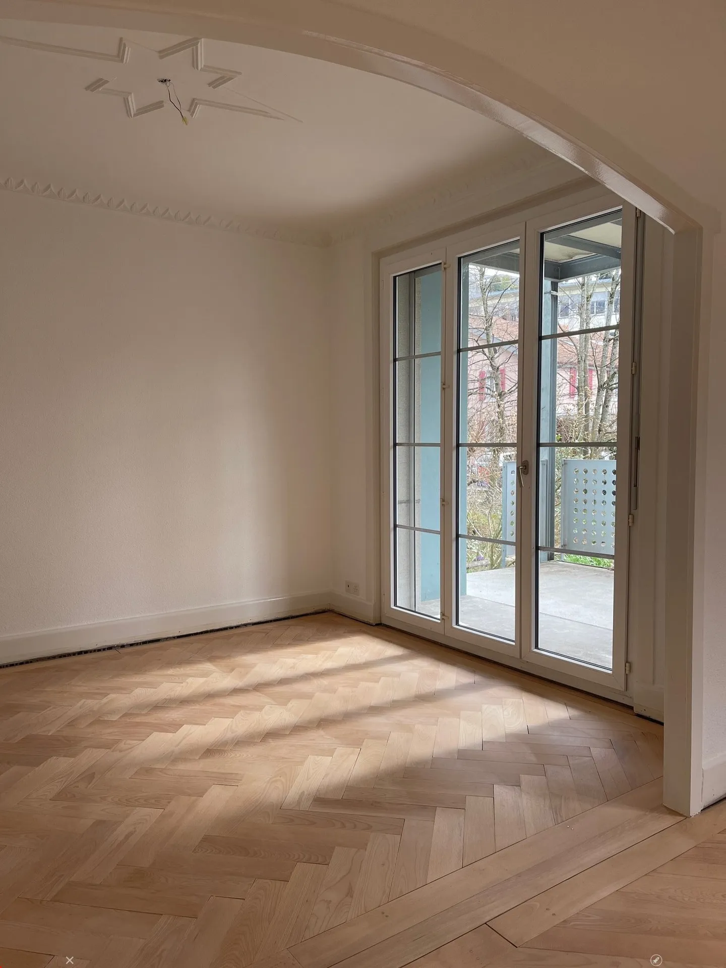 Charmante Altbauwohnung mit Balkon - Foto 1 von 10
