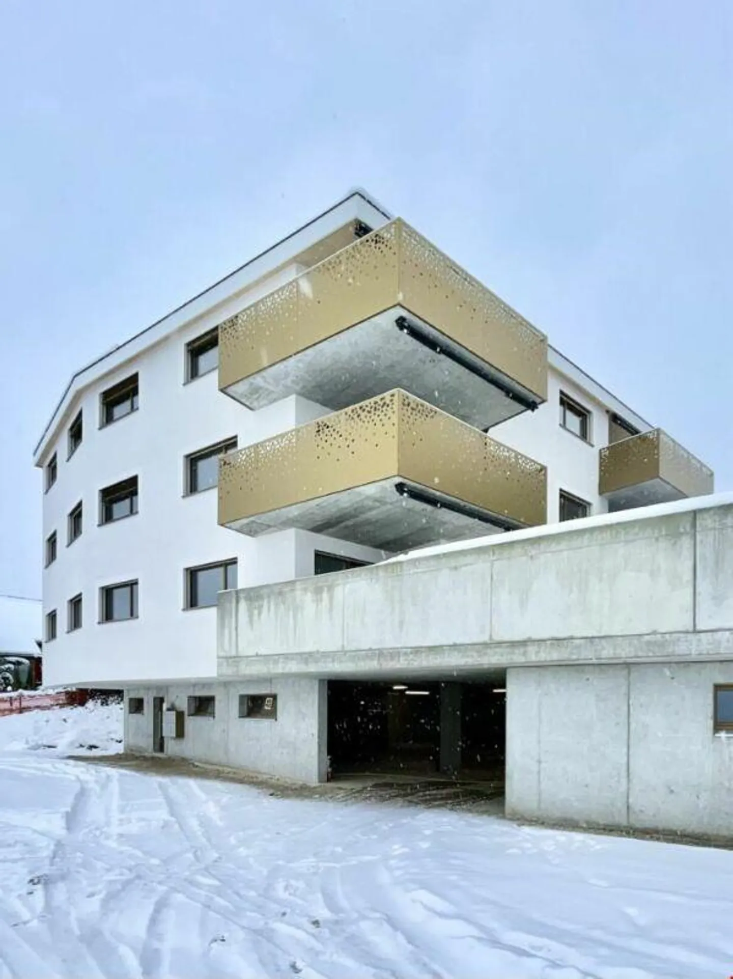 Modernes Apartment mit Aussicht - Foto 2 von 14