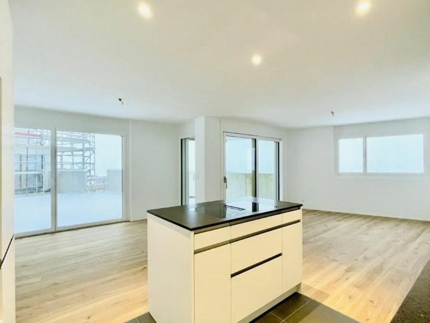 Modernes Apartment mit Aussicht - Foto 4 von 14