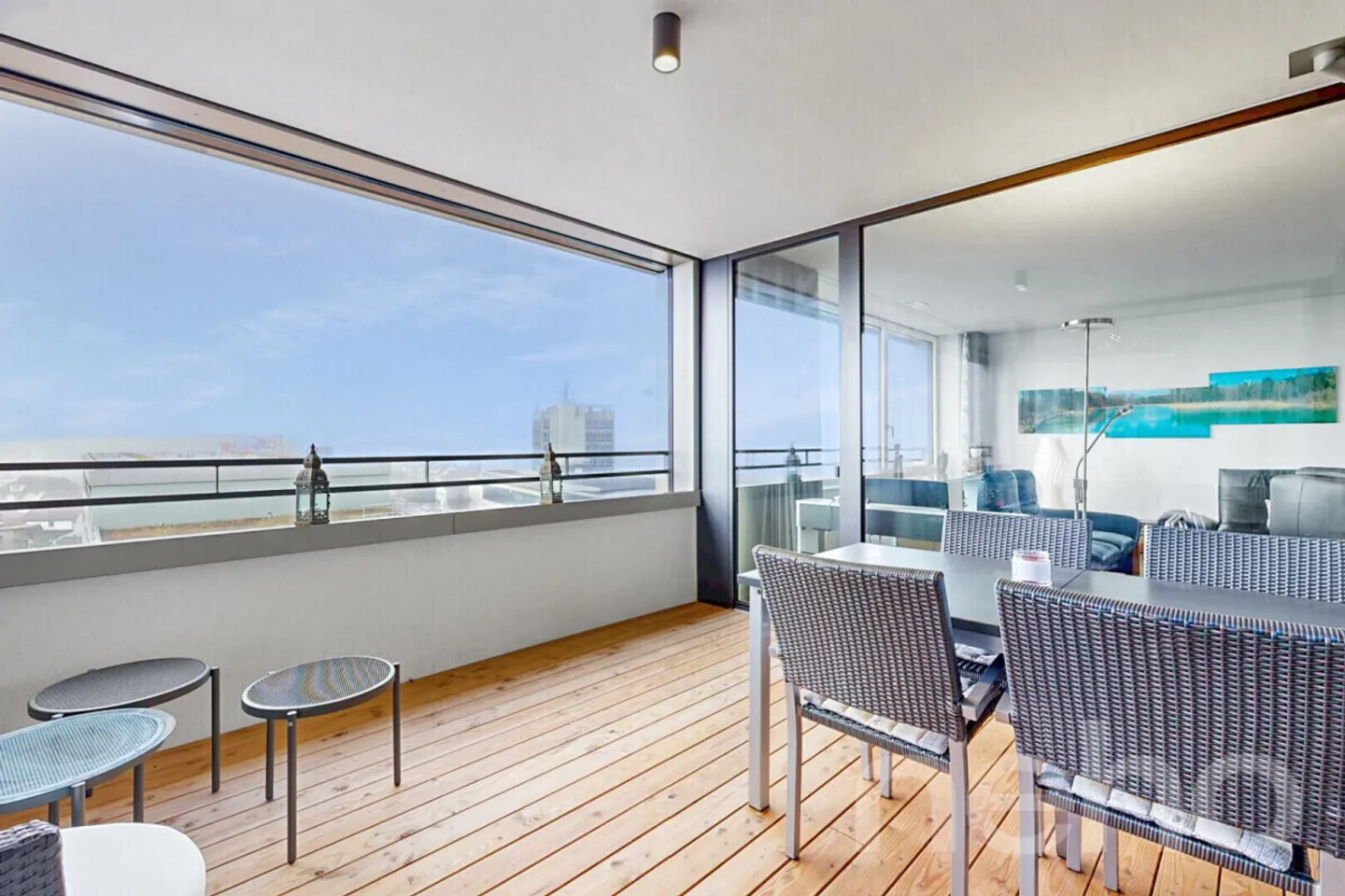 Moderne 4.5-Zimmerwohnung mit Loggia, Weitblick und Tiefgaragenplätzen - Foto 11 von 11