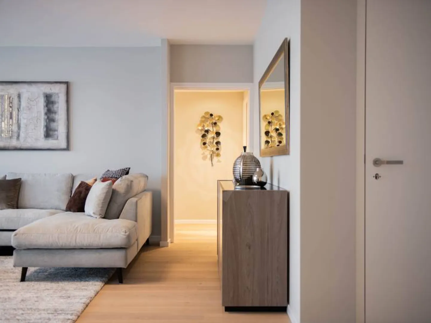Luxury Apartment in Malagnou - Photo 4 of 11