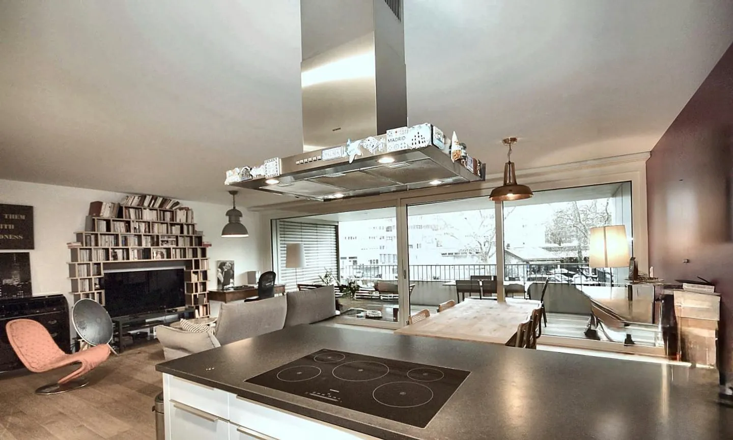 5.5-room apartment of 156 m² in a high-end building - Photo 1 of 9