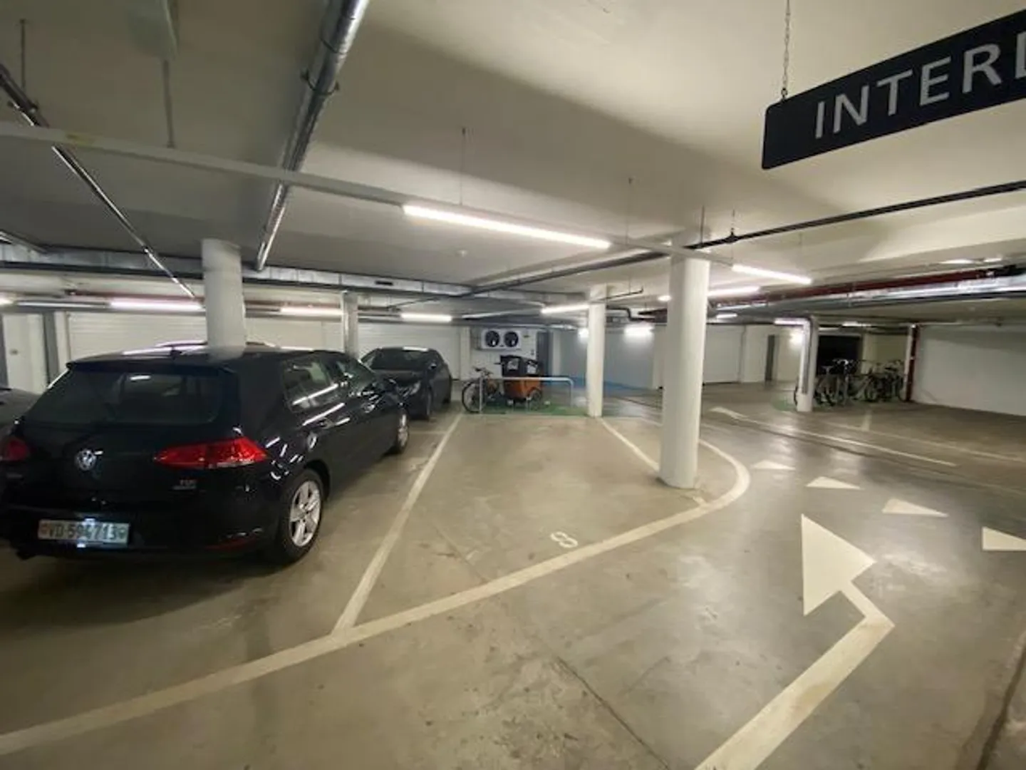 INDOOR PARKING SPACE - IMMEDIATE PROXIMITY TO STATION - Photo 1 of 8