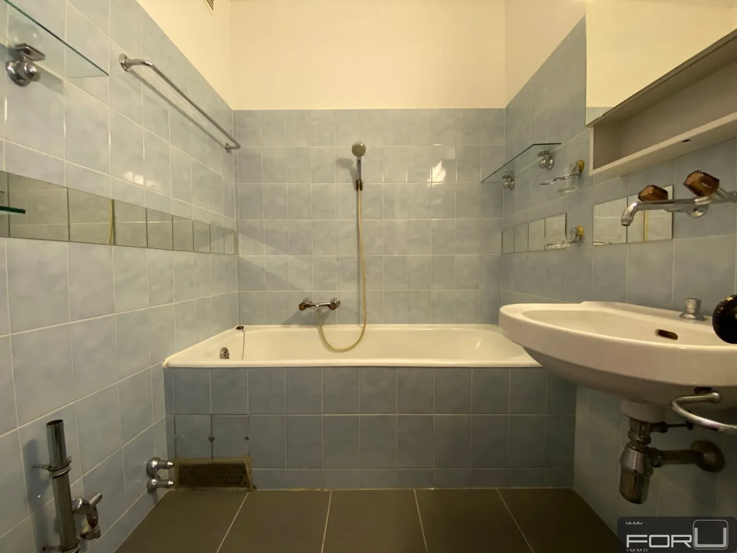 Dachgeschoss 2,5 Zimmer - Foto 9 von 10
