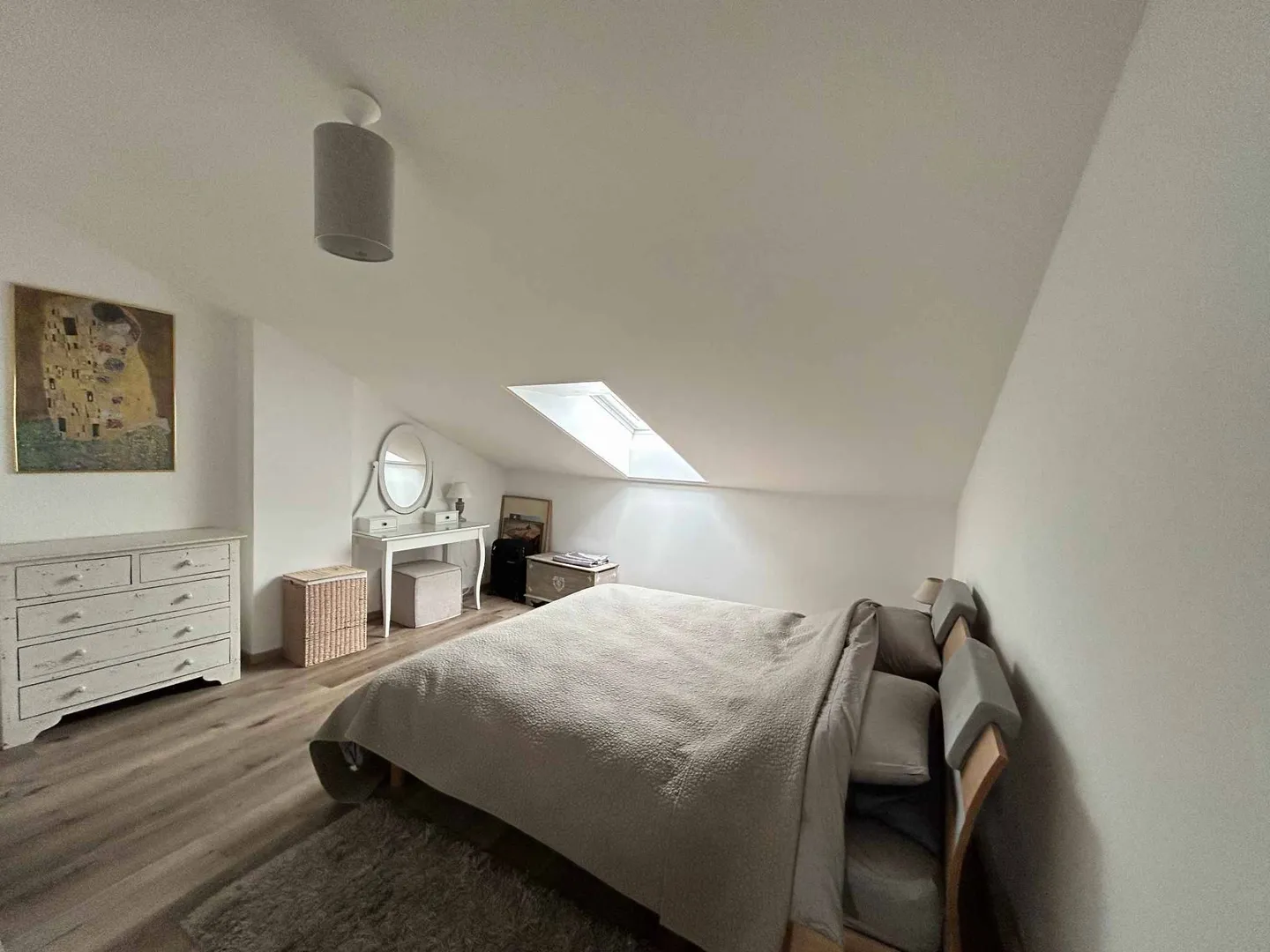 Charming Duplex Apartment - Photo 7 of 7