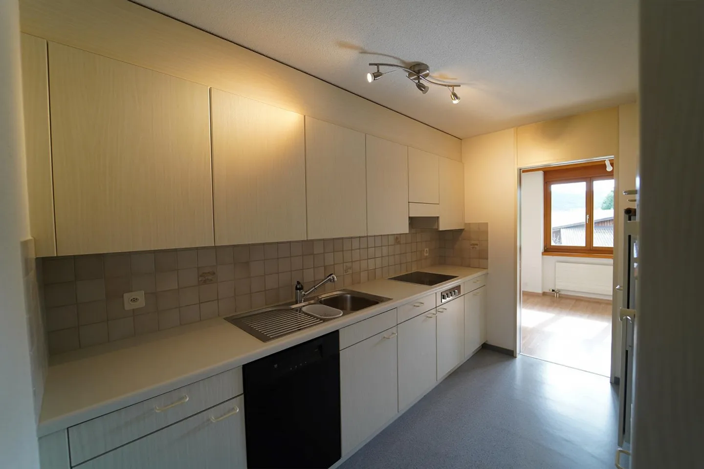4.5 Room Apartment in a Quiet and Rural Environment - Photo 3 of 7