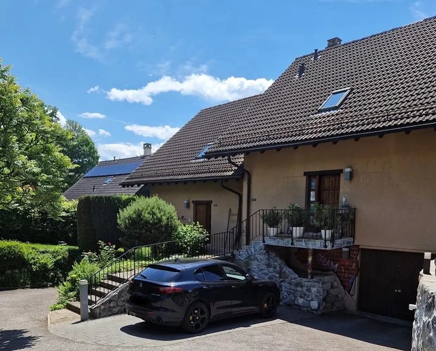 6-room semi-detached villa - Photo 1 of 6