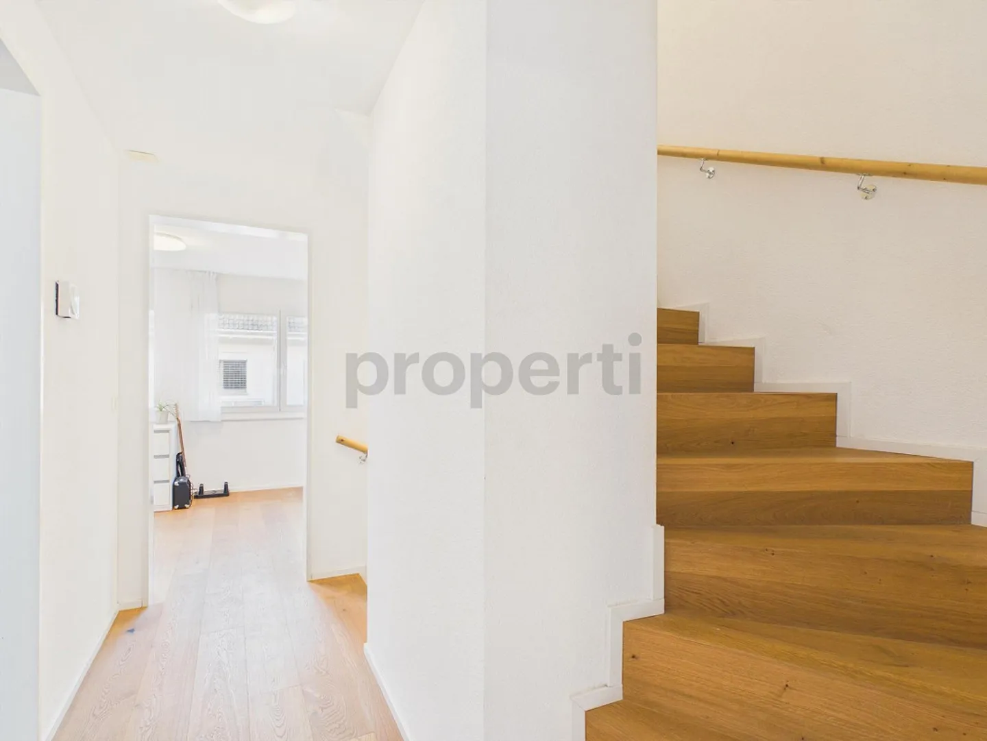 Geräumiges Reihenhaus in Pfäffikon - Foto 10 von 15