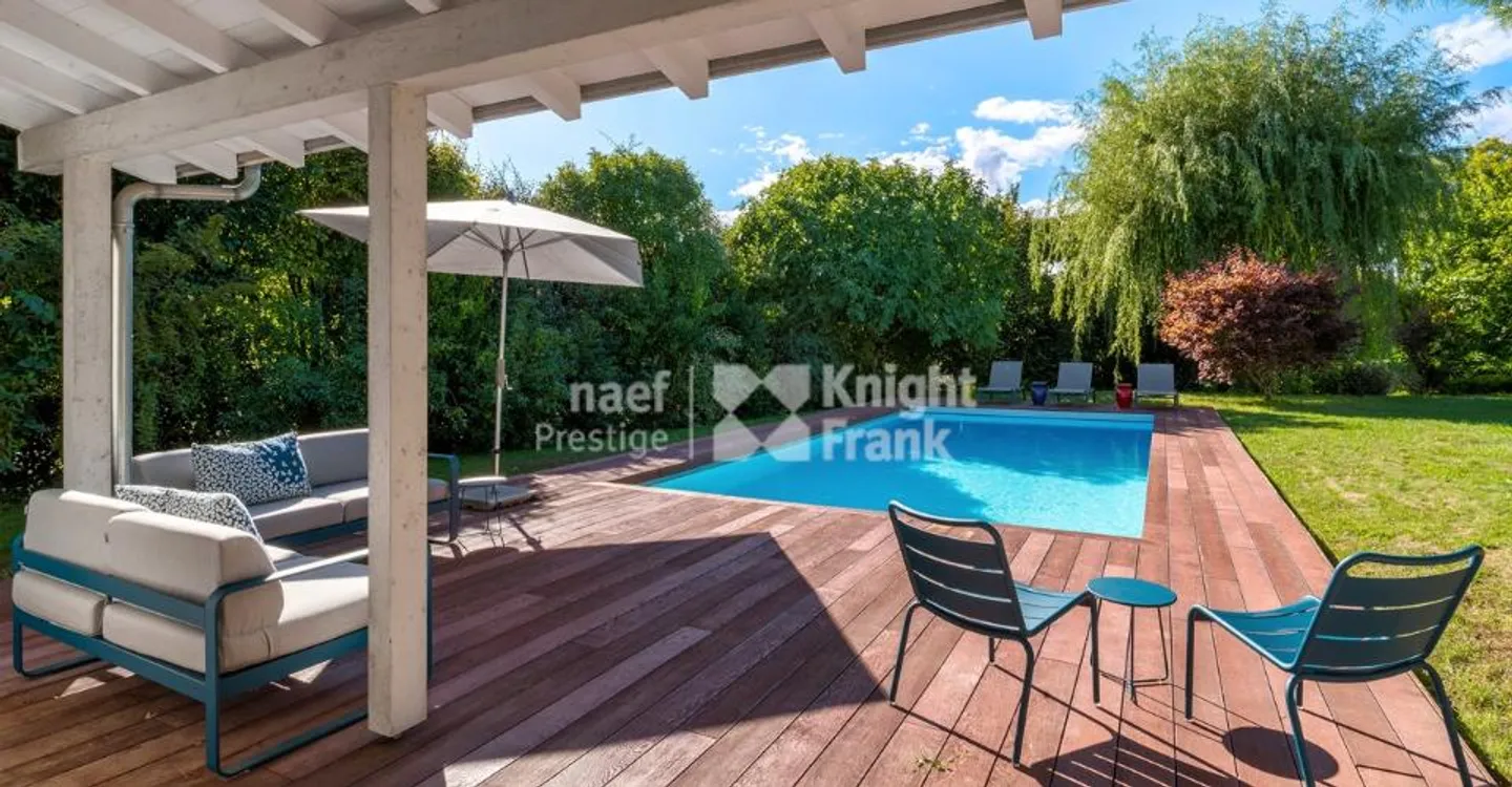 Quiet family property, surrounded by greenery, not far from the lake - Photo 10 of 10