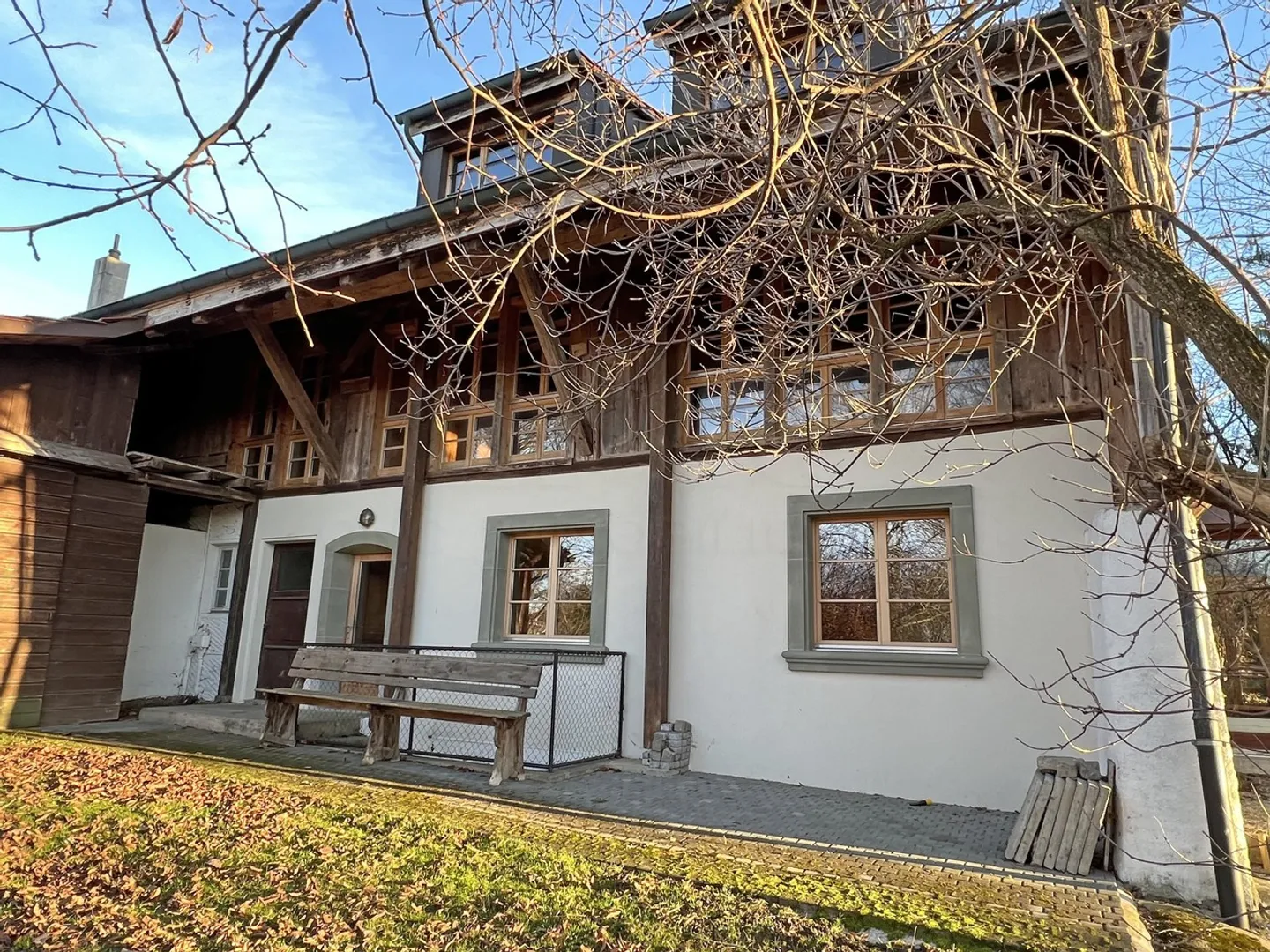 Renovated farm consisting of 2 apartments in the heart of Rossens - Photo 4 of 16