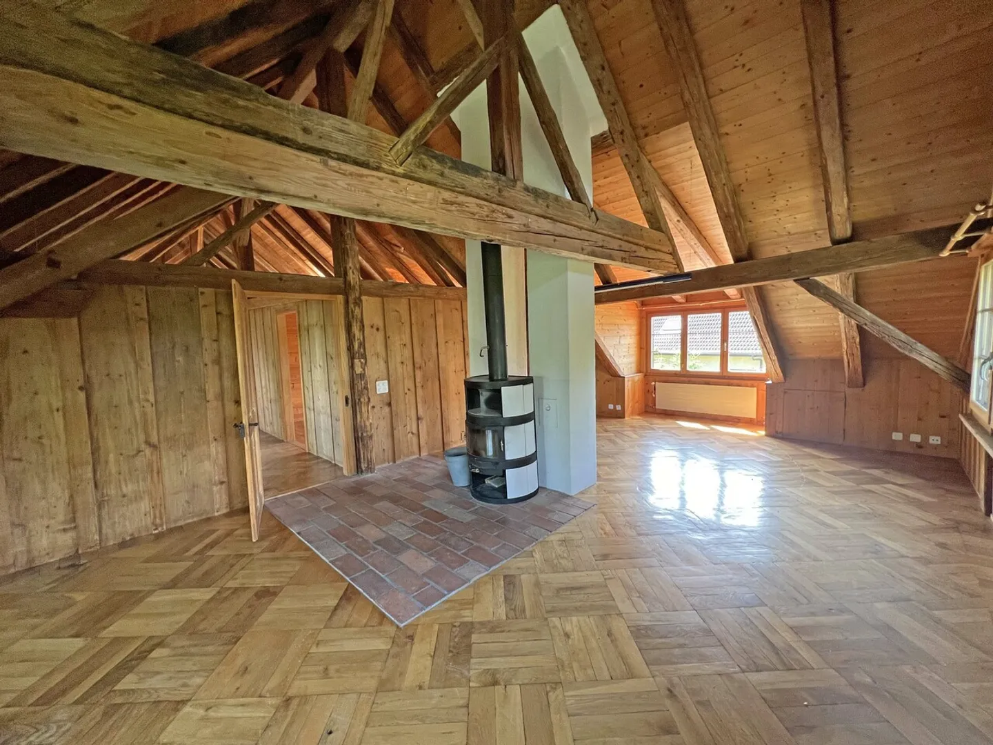 Renovated farm consisting of 2 apartments in the heart of Rossens - Photo 13 of 16