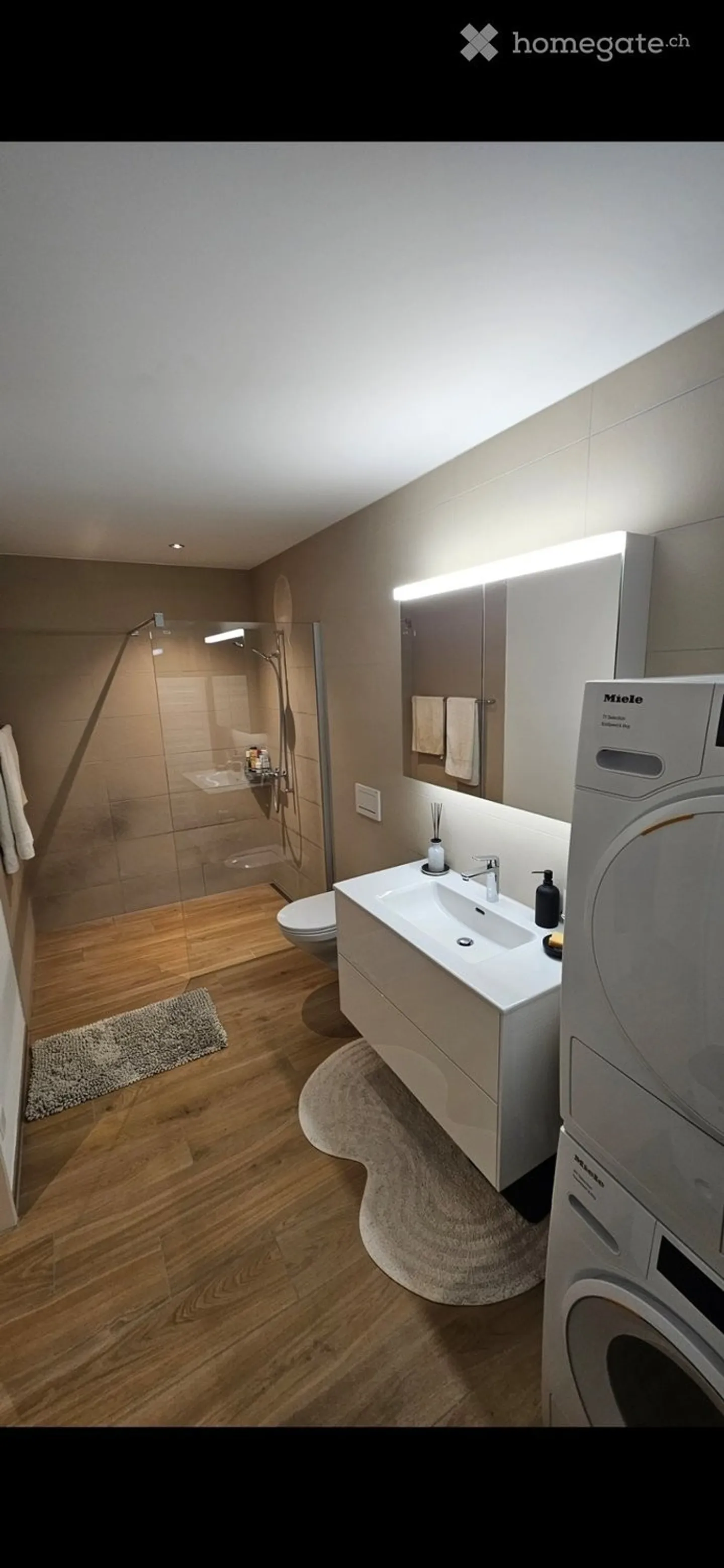 Moderne 2.5 Zimmerwohnung mit Terrasse - Foto 2 von 5