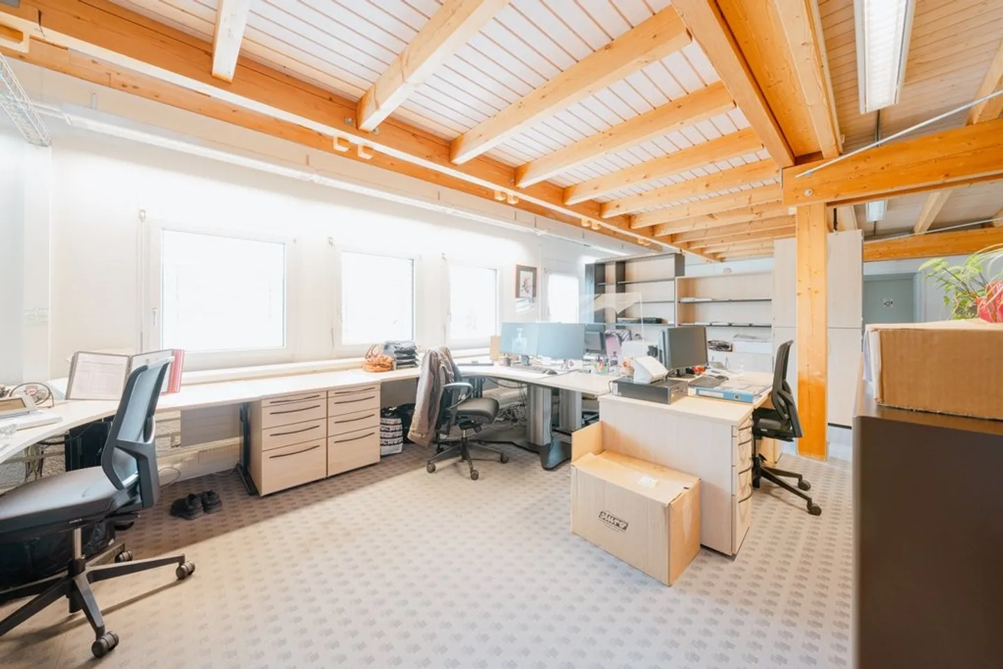 Espace commercial à Schöftland - Photo 6 sur 12