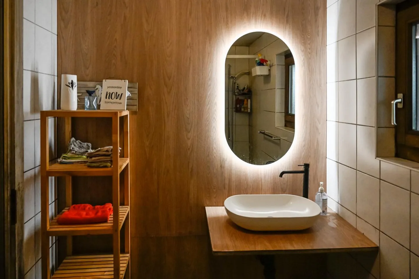 INSTALLATION ÉQUESTRE EN ZONE INDUSTRIELLE AVEC UN GRAND POTENTIEL - Photo 25 sur 42