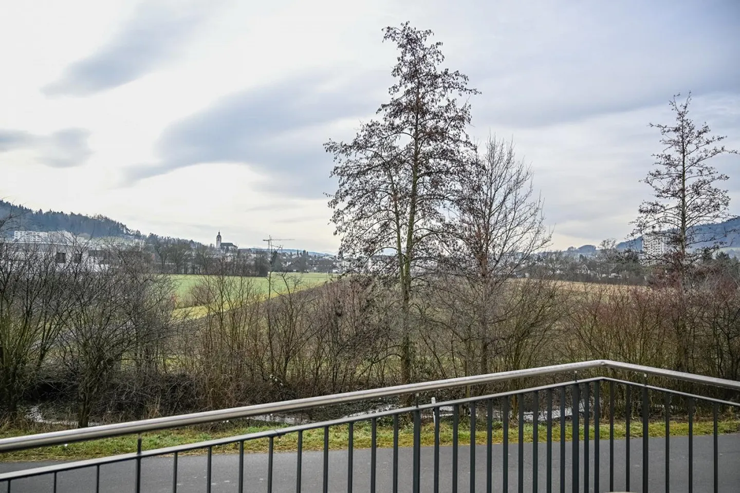 INSTALLATION ÉQUESTRE EN ZONE INDUSTRIELLE AVEC UN GRAND POTENTIEL - Photo 32 sur 42