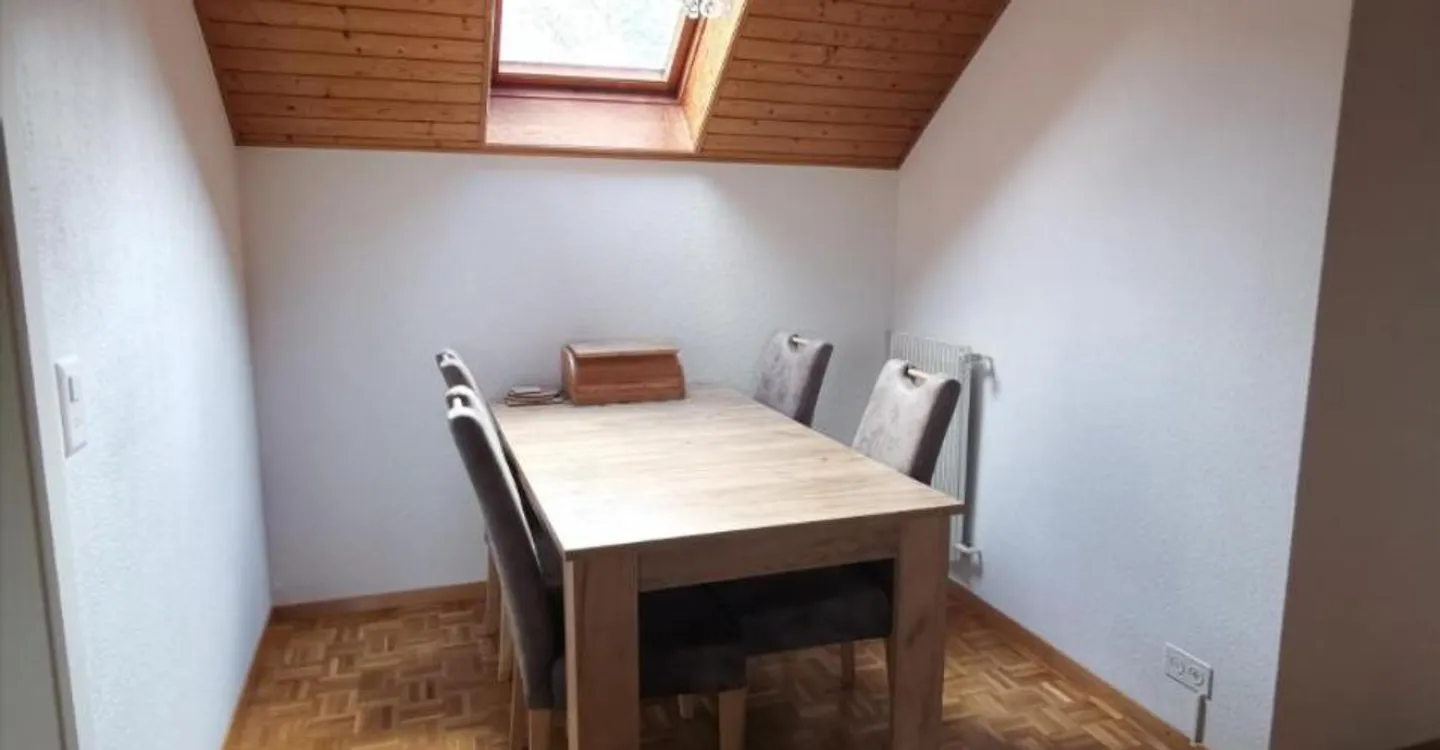 Ampio appartamento 3.5 in una posizione tranquilla vicino ai servizi - Foto 9 di 9