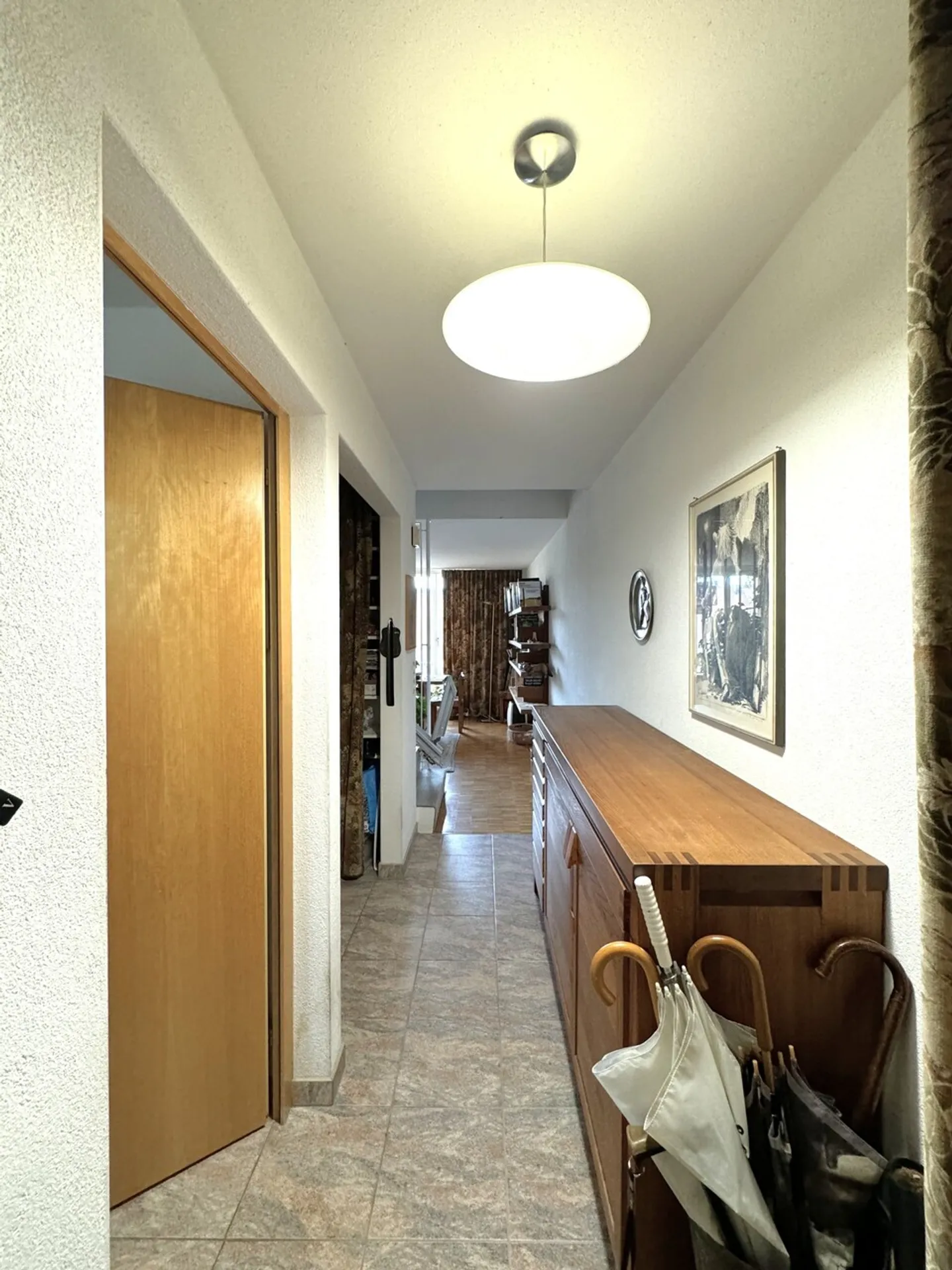 Central, quiet, sunny and at the top: Charming maisonette apartment - Photo 9 of 21