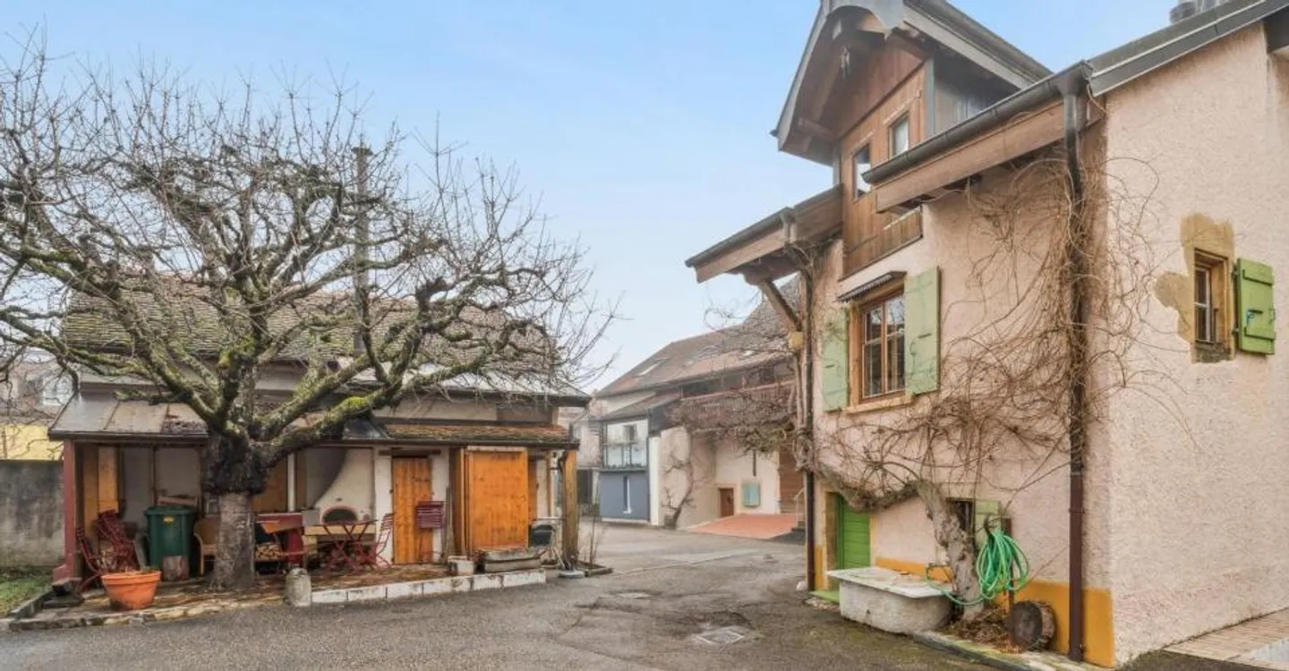 Incantevole casa di villaggio con giardini! - Foto 2 di 13