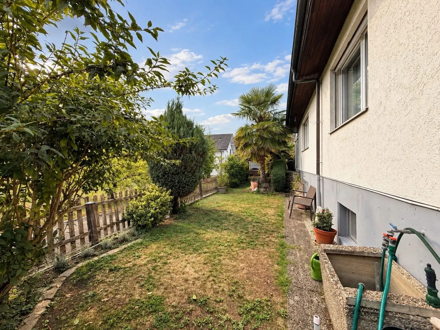 Una casa con charme e un bellissimo giardino a Duggingen - Foto 4 di 13