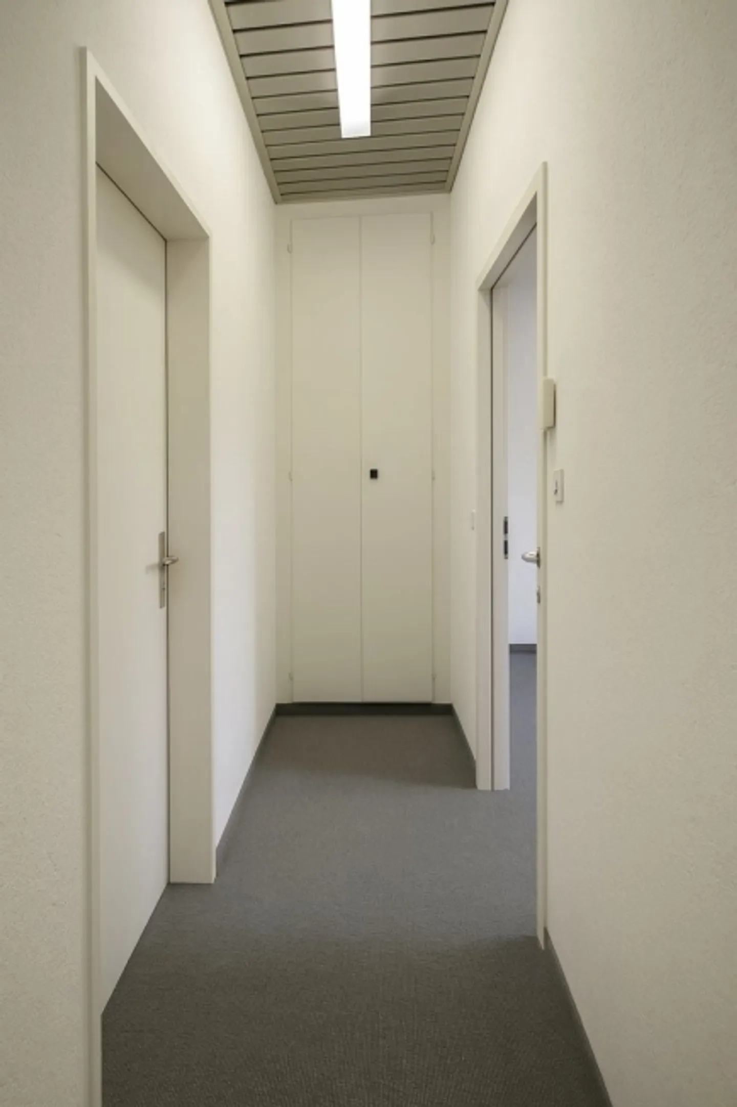 Spazio ufficio centrale vicino alla stazione di Zurigo-Enge - Foto 8 di 10