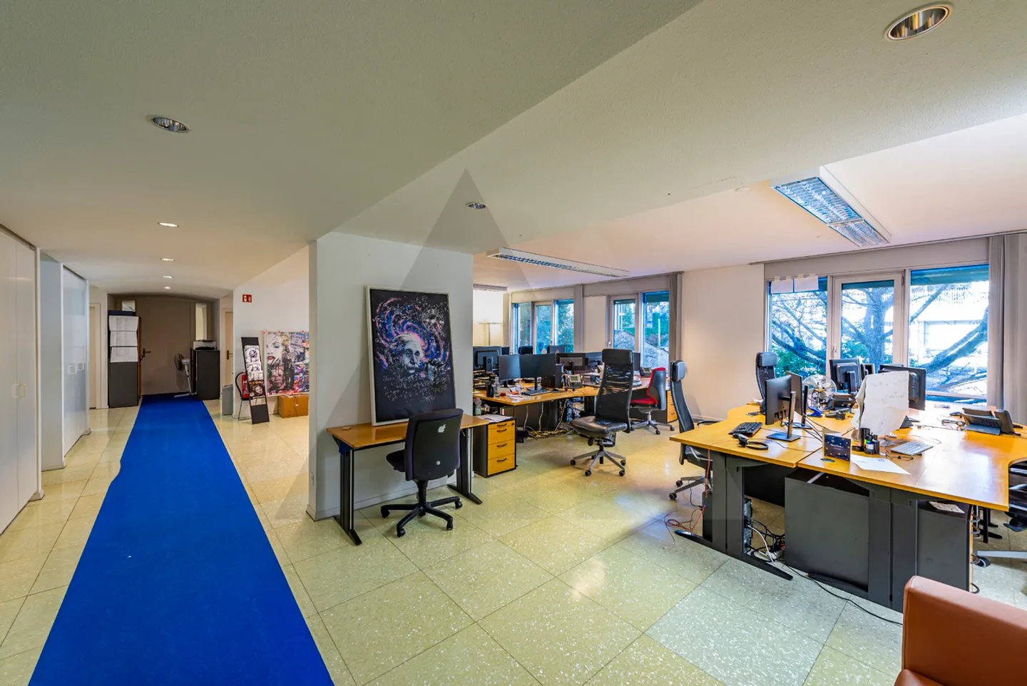 FOUR SPACIOUS OFFICES ON TWO FLOORS WITH PARKING SPACES - Photo 13 of 15