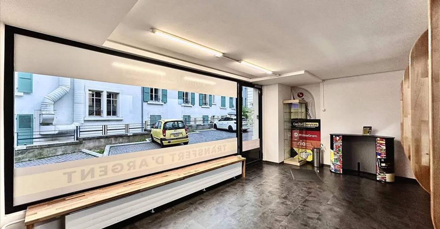Magasin à louer - Photo 1 sur 4