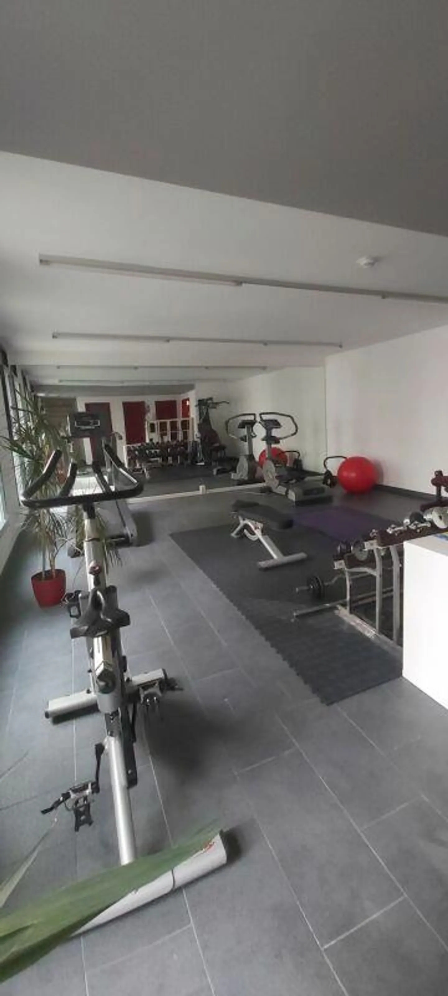 MAGNIFIQUE ET LUMINEUX APPARTEMENT DE 4.5 PIÈCES - Photo 12 sur 13