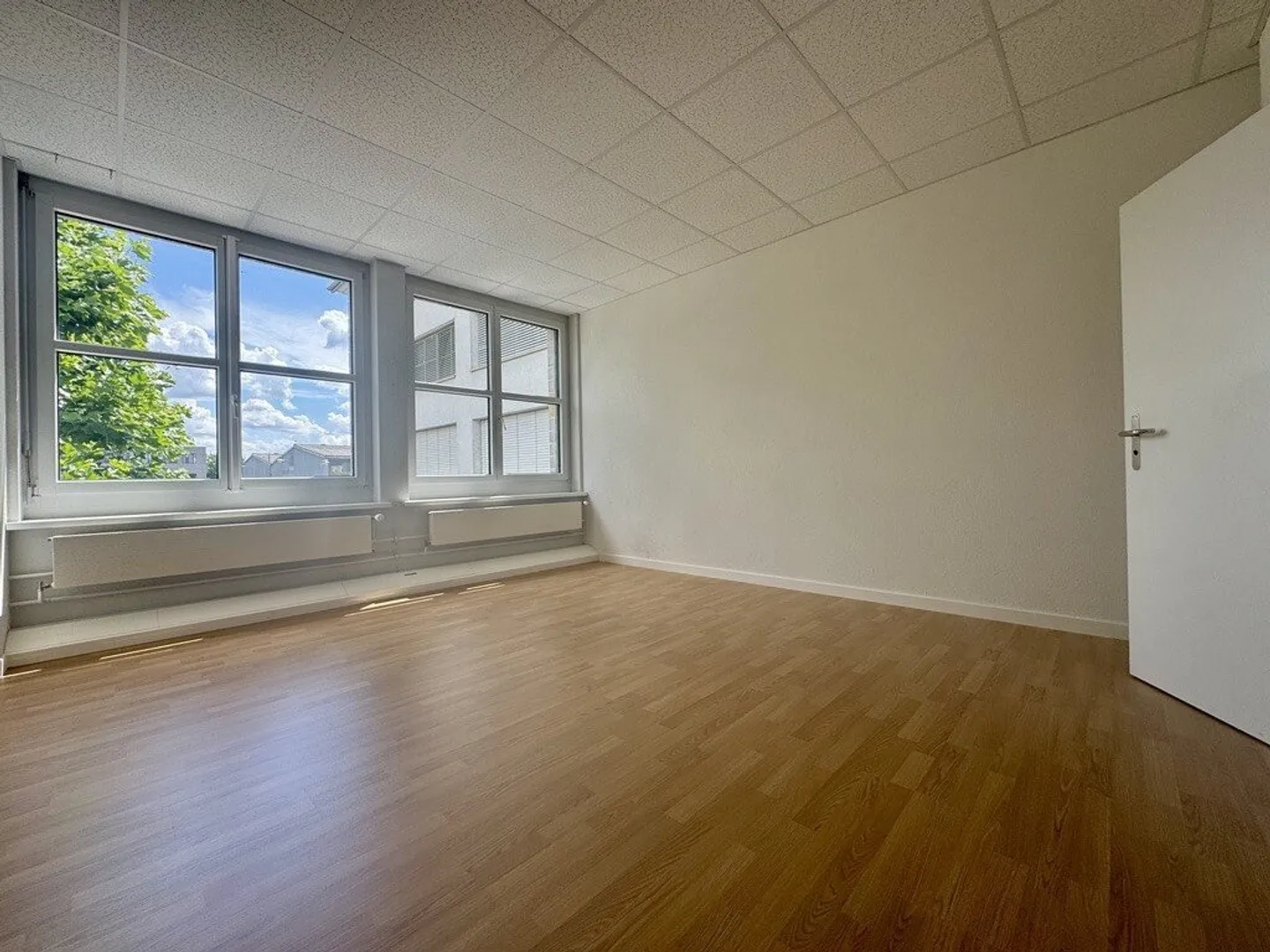 Espace Commercial Polyvalent - Photo 5 sur 6