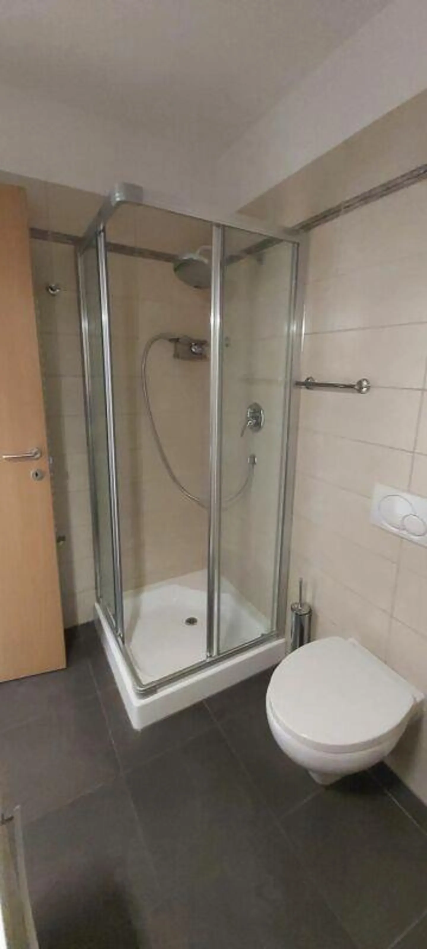 MAGNIFIQUE ET LUMINEUX APPARTEMENT DE 4.5 PIÈCES - Photo 11 sur 13