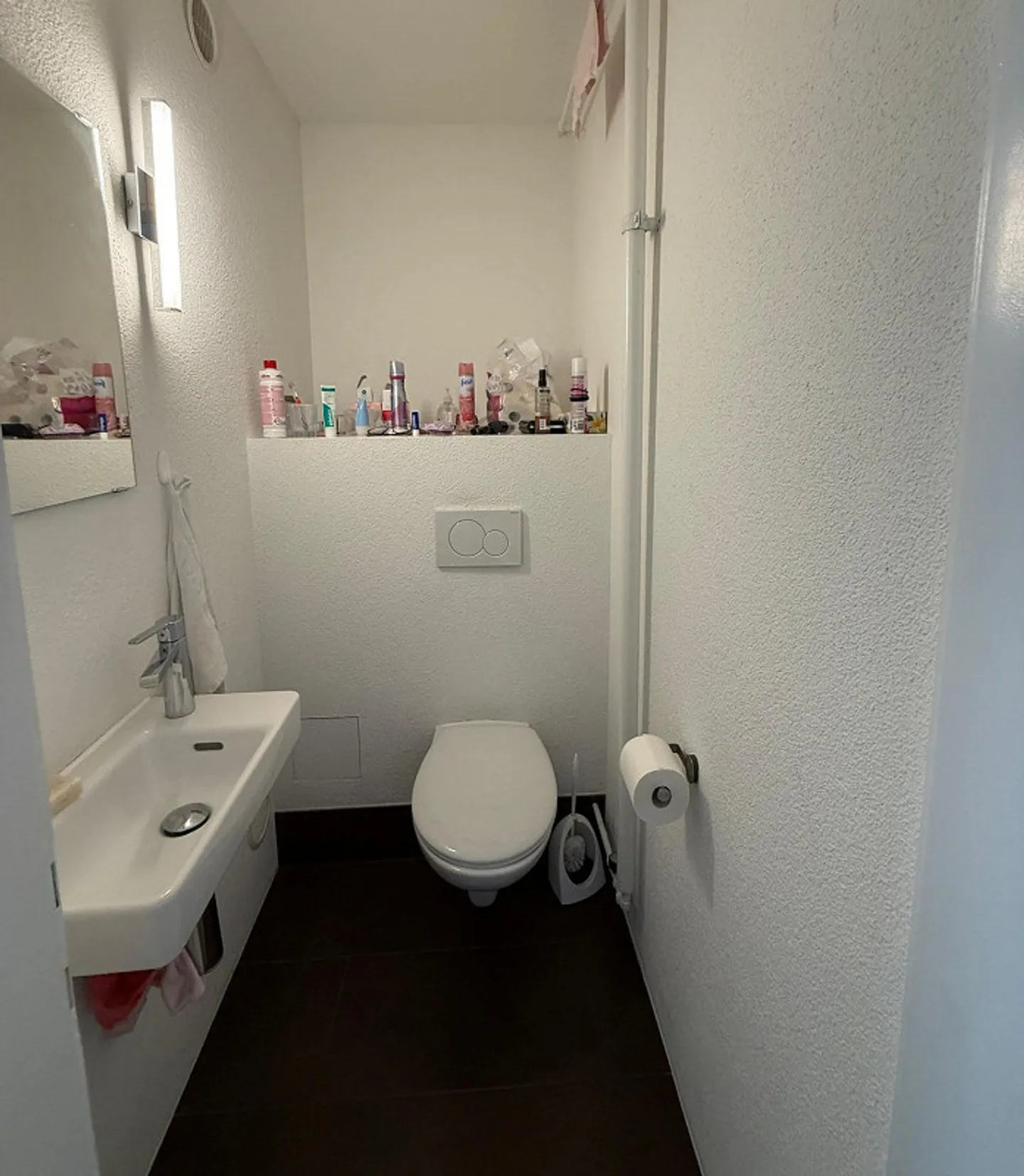 Spazio commerciale moderno in una posizione centrale - Foto 8 di 10