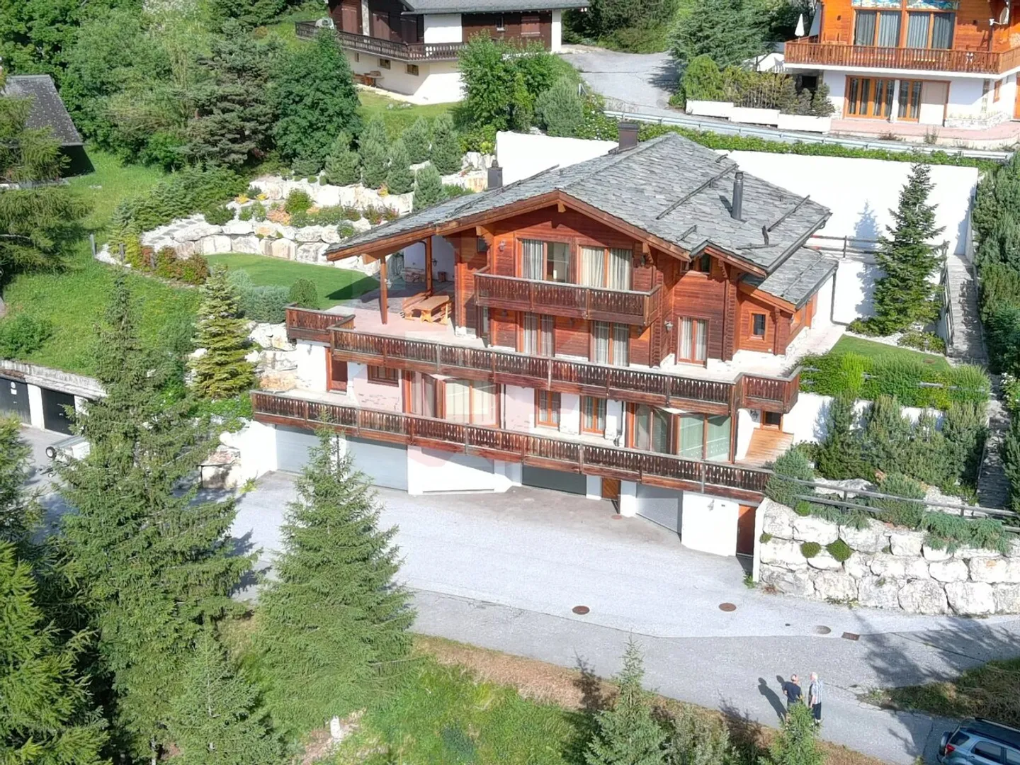 Außergewöhnliches Chalet in Anzère - Sekundärwohnsitz genehmigt und Erwerb durch Ausländer - Foto 1 von 13